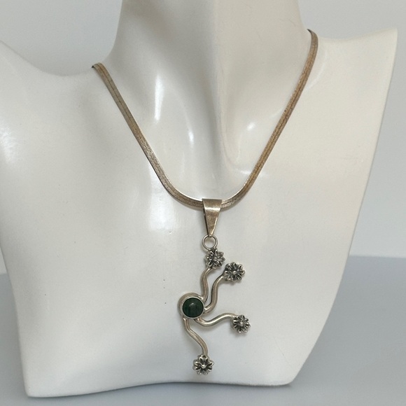 925 sterling silver Necklace with Green Malachite Pendant made in Italy​